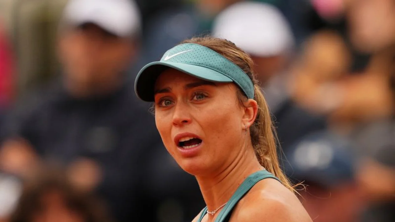 Badosa no jugará en el Abierto de Francia por una fractura vertebral