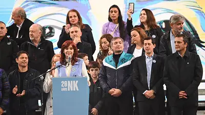 Discurso de Cristina Kirchner: la vicepresidenta estuvo rodeada de nietos y afectos Discurso de Cristina Kirchner: la vicepresidenta estuvo rodeada de nietos y afectos