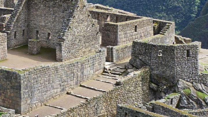 Caral y Machu Picchu: ciudades antiguas