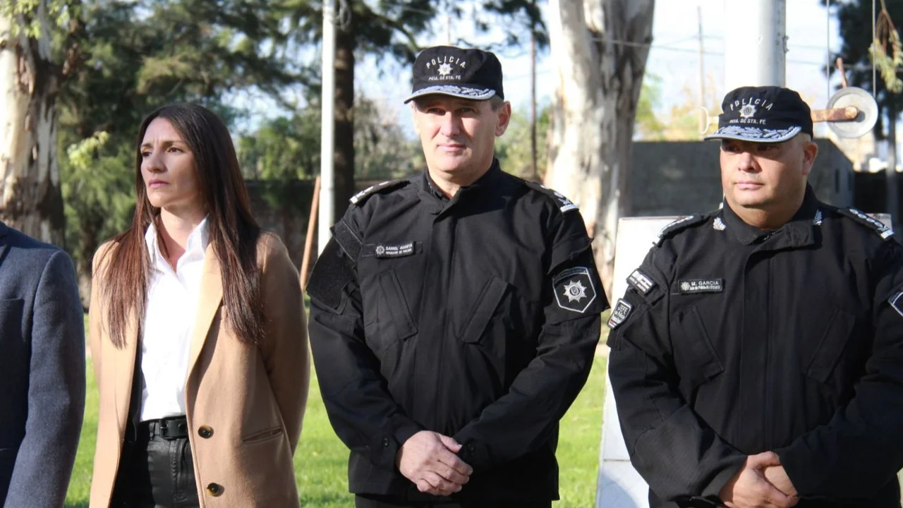 Daniel Acosta Policía Rosario