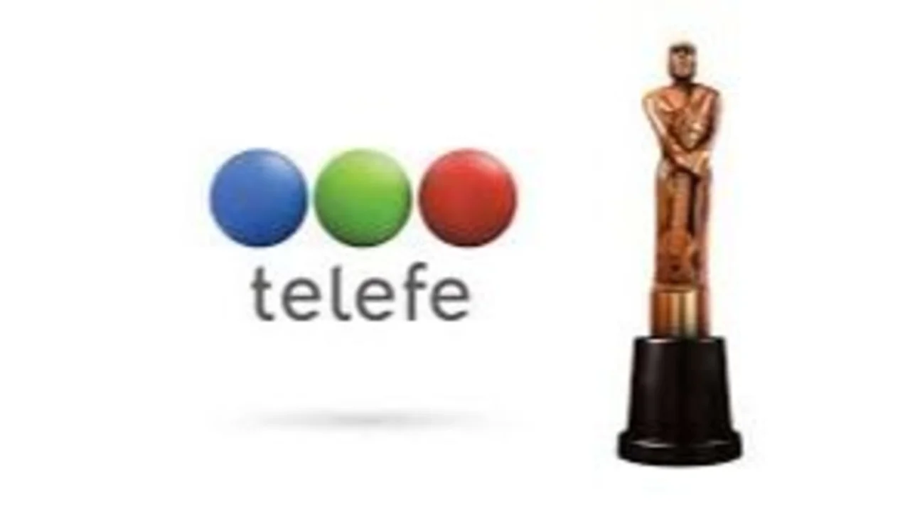 Logo de Telefe y una estatuilla de los Martín Fierro