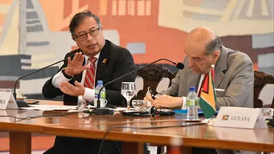 Petro anunció el regreso de Colombia a la Unasur y propuso cambiarle el nombre a la entidad Petro anunció el regreso de Colombia a la Unasur y propuso cambiarle el nombre a la entidad