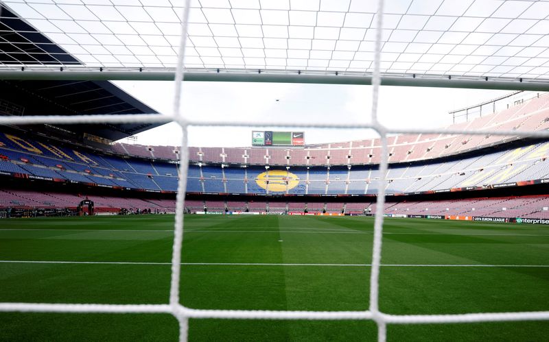 El Fútbol Club Barcelona emite bonos para la renovación del Camp Nou | España 