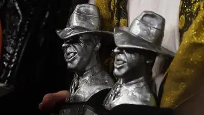 Estatuillas de los Premios Gardel Estatuillas de los Premios Gardel