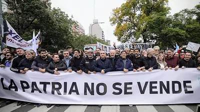Kicillof se suma a la movilización de la CGT contra la Reforma Laboral Kicillof se suma a la movilización de la CGT contra la Reforma Laboral