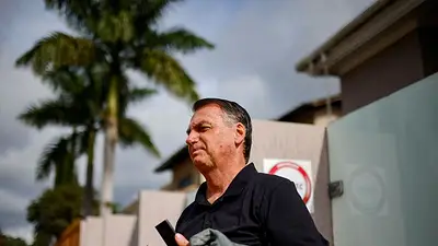 Expresidente brasileño Bolsonaro recibe el alta hospitalaria tras una infección cutánea Expresidente brasileño Bolsonaro recibe el alta hospitalaria tras una infección cutánea