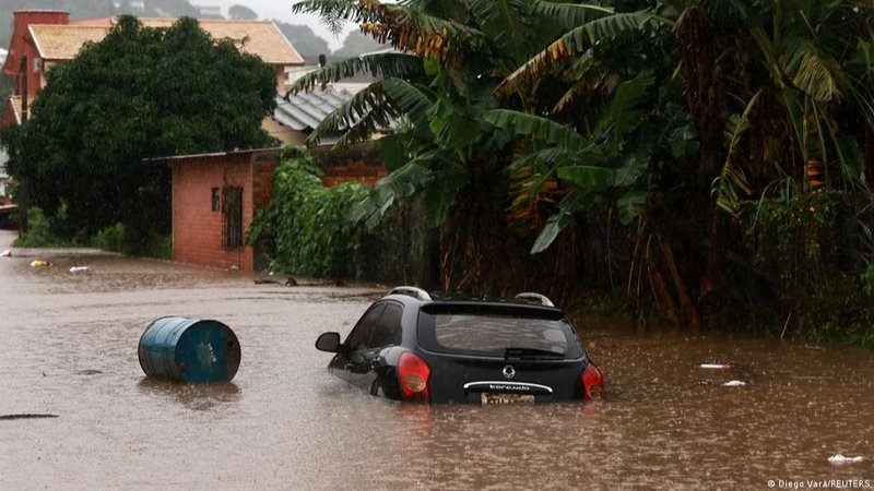 Inundaciones en Brasil: 75 muertes, más de 100 mil evacuados y desaparecidos