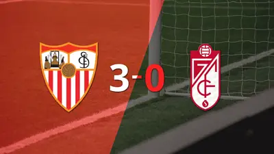 Sevilla sentenció con goleada 3-0 a Granada Sevilla sentenció con goleada 3-0 a Granada