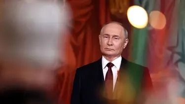 Francia envía un embajador a la toma de posesión de Putin mientras Alemania la boicotea
