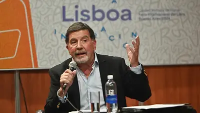 PBA presente en la Feria del Libro: “Invertir o recortar en libros resume el orden de prioridades de un gobierno” PBA presente en la Feria del Libro: “Invertir o recortar en libros resume el orden de prioridades de un gobierno”