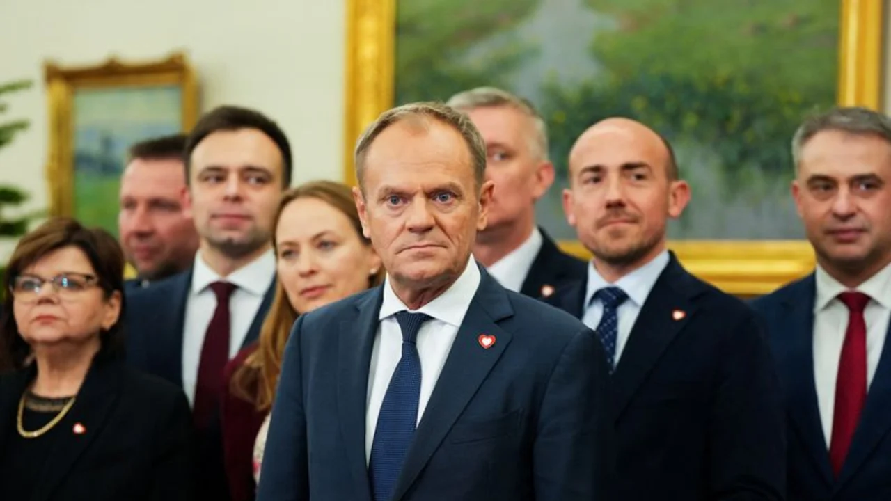 Polonia dice haber encontrado dispositivos de escucha en la sala donde debía reunirse el Gobierno