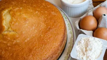 Cómo hacer bizcochuelo casero con harina leudante: la receta