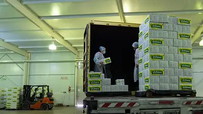 Argentina e Inglaterra fortalecen lazos comerciales a través de la exportación de alimentos riojanos Argentina e Inglaterra fortalecen lazos comerciales a través de la exportación de alimentos riojanos