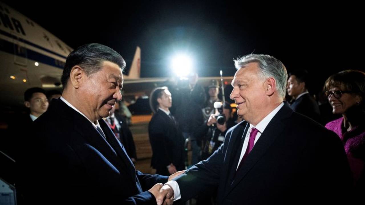 Xi Jinping visita Hungría para hablar de Ucrania e infraestructuras