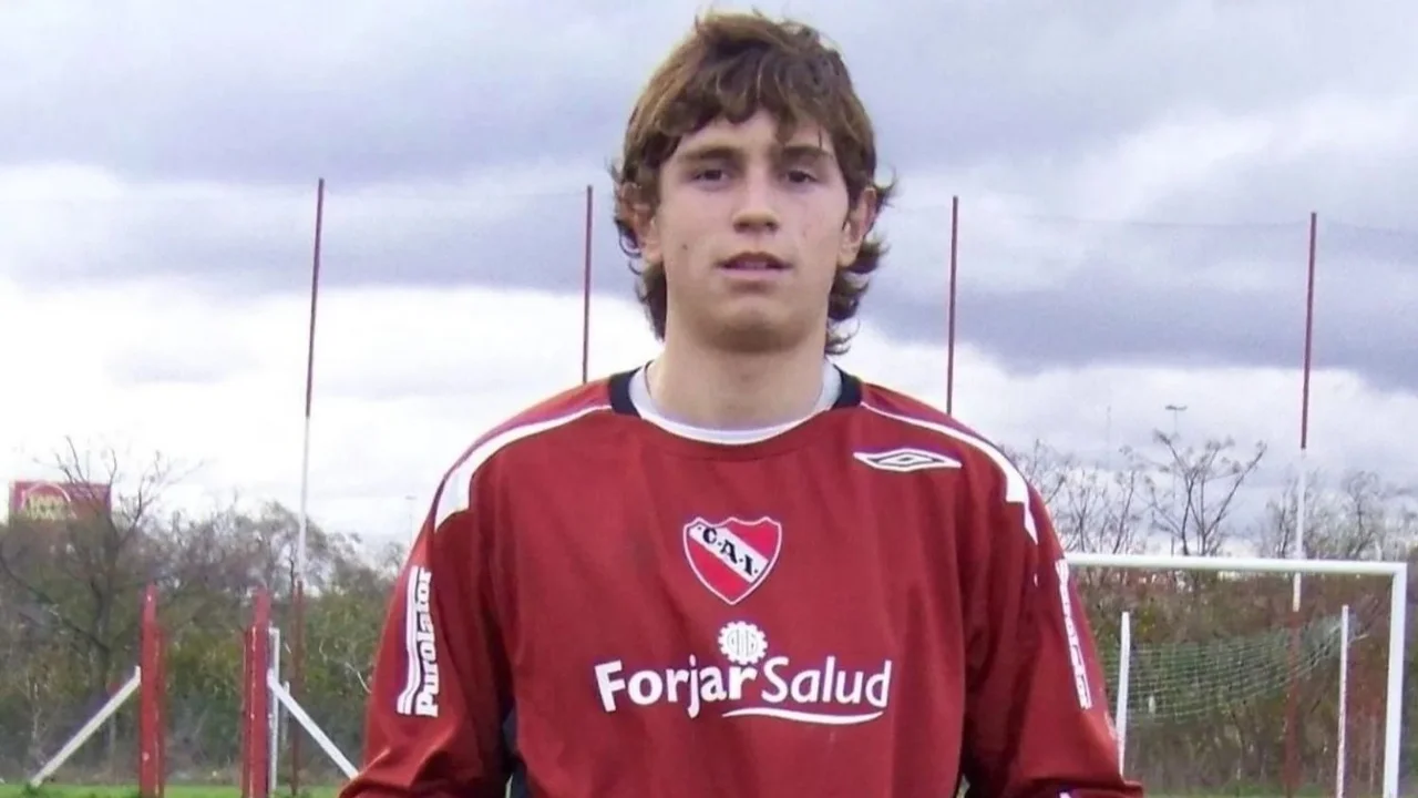 Dibu Martínez, Independiente, Selección Argentina, Aston Villa, Oscar Ustari, deportes