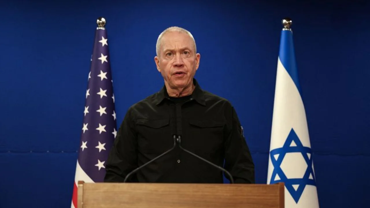 Ministro de Defensa israelí dice a "amigos y enemigos" que Israel logrará sus objetivos bélicos