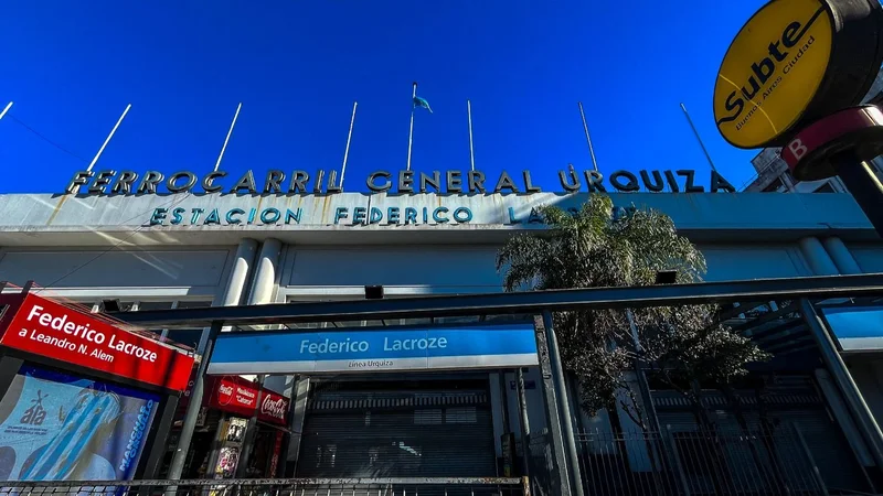 Arrancó el tercer paro de la CGT contra Milei: no hay aviones, trenes, ni puertos