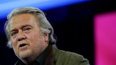 Bannon, aliado de Trump, pierde apelación a condena por desafiar investigación de ataque al Capitolio Bannon, aliado de Trump, pierde apelación a condena por desafiar investigación de ataque al Capitolio