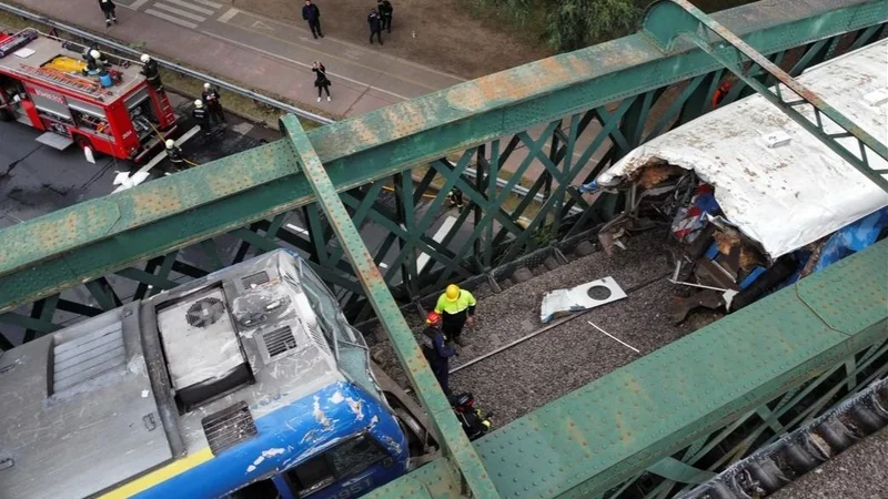 Choque de trenes: Francos desligó al Gobierno y minimizó la desinversión de Milei