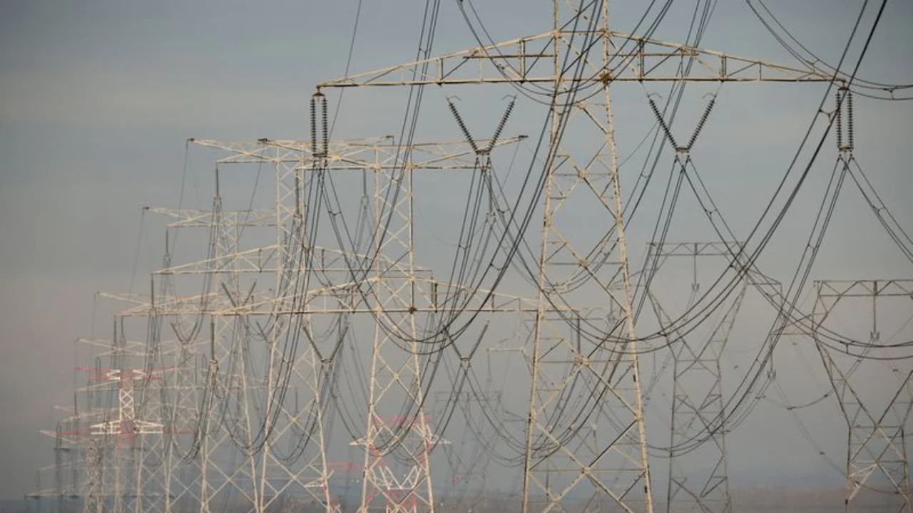 Los países de la UE se disponen a buscar más financiación para la red eléctrica, según un borrador