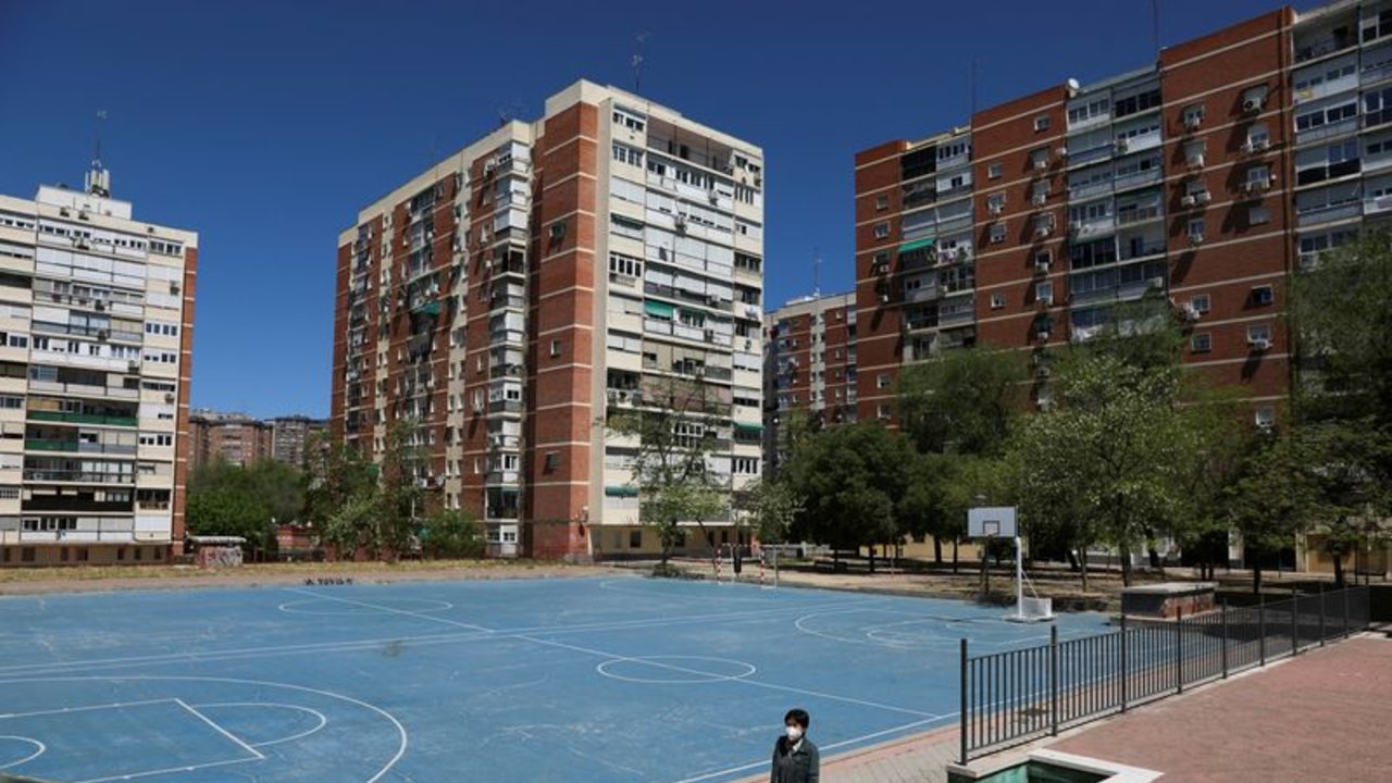 Los españoles destinaron el 43% de su sueldo al alquiler en 2023, un 2% más que el año anterior