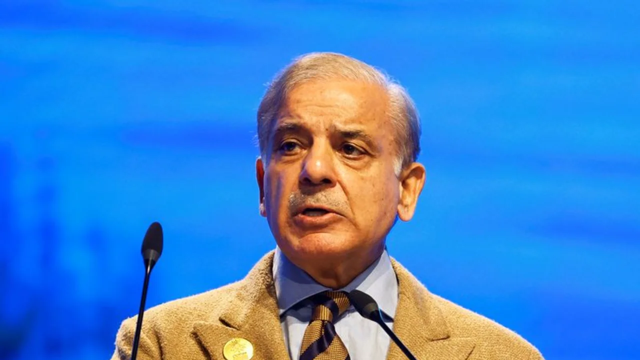 Pakistán presenta un plan más amplio para vender la mayoría de las empresas estatales