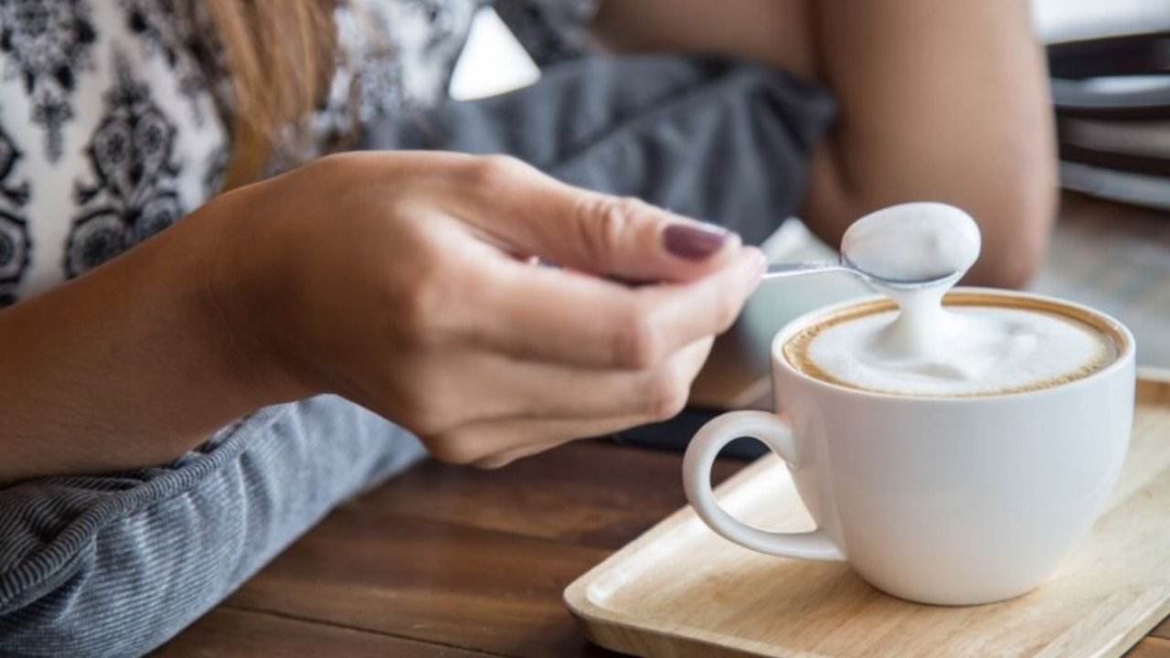 café