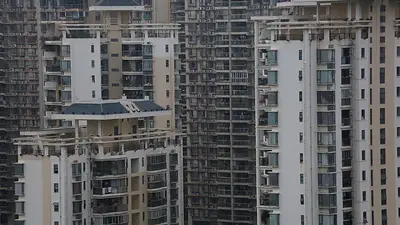China estudia la compra de viviendas sin vender por parte de los gobiernos locales, según Bloomberg China estudia la compra de viviendas sin vender por parte de los gobiernos locales, según Bloomberg