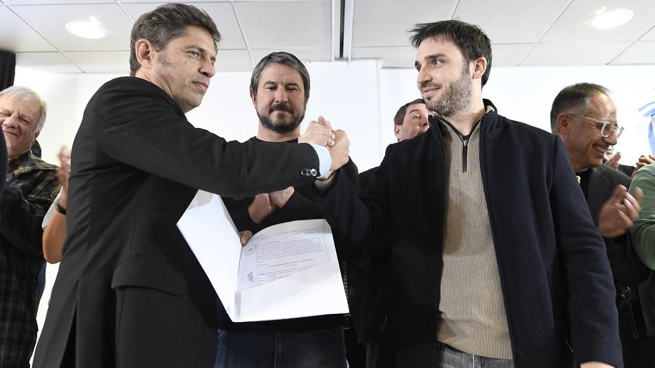 Tras su paso por Chubut, Kicillof viaja a Santa Fe y federaliza su gestión