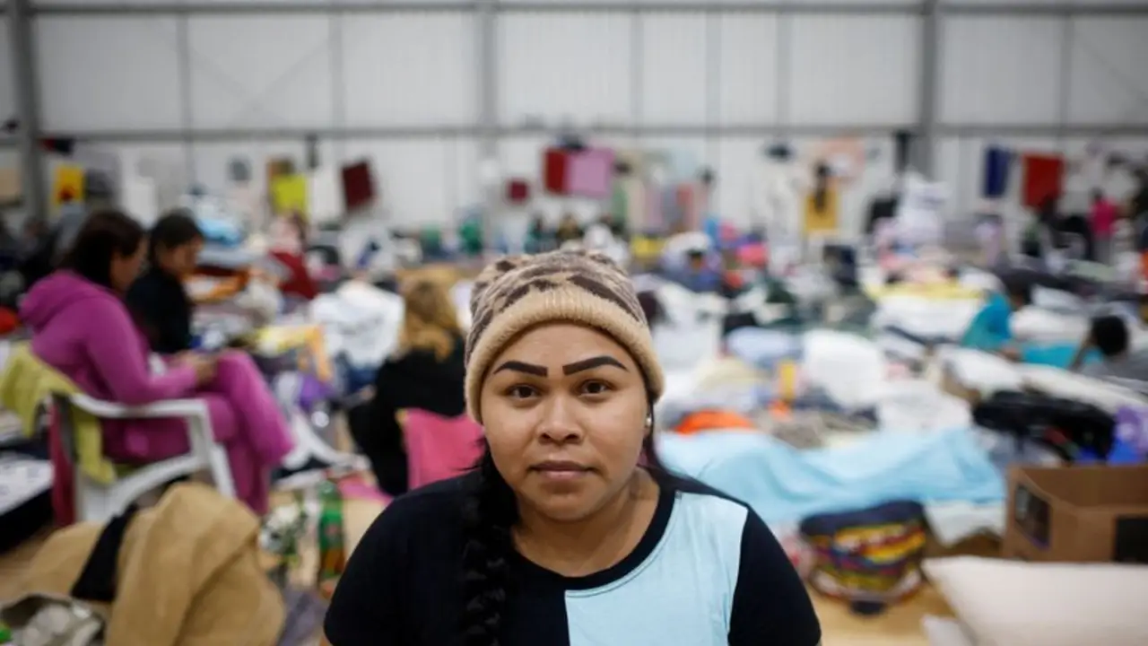 Desplazados por las inundaciones en Brasil, los refugiados extranjeros deben "empezar de nuevo"