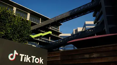 Jefe de inteligencia de Canadá advierte de que China puede usar TikTok para espiar a usuarios: CBC Jefe de inteligencia de Canadá advierte de que China puede usar TikTok para espiar a usuarios: CBC
