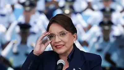 Gobierno de Honduras interviene empresa eléctrica en pequeña isla caribeña Gobierno de Honduras interviene empresa eléctrica en pequeña isla caribeña