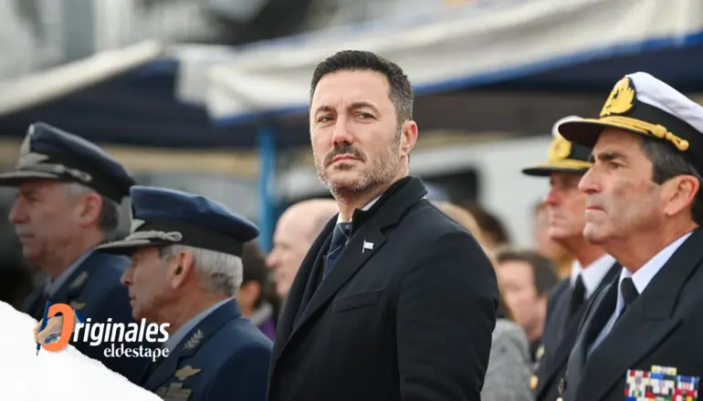 Mientras Pettovello no reparte alimentos a los comedores los jefes militares de Petri se compran salmón rosado, asado y picada