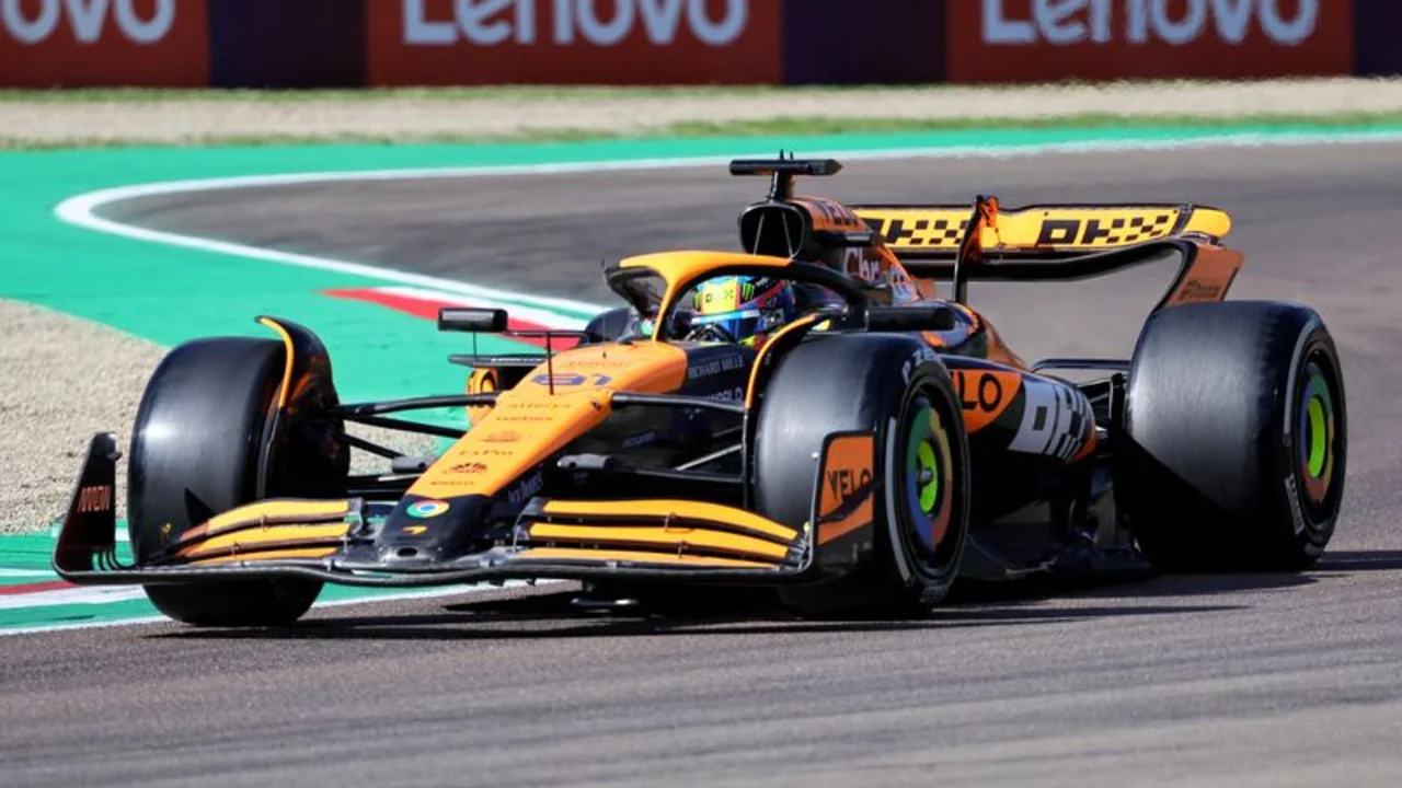 McLaren logra doblete en últimos entrenamientos de Imola, que vieron choques de Pérez y Alonso