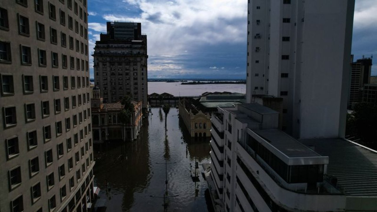 Inundaciones en estado brasileño de Rio Grande do Sul dejan 155 muertos y 94 desaparecidos