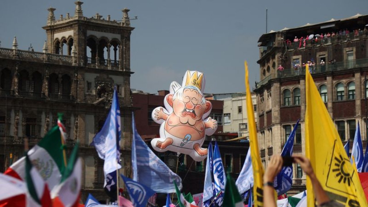 Miles protestan en México a dos semanas de elecciones presidenciales