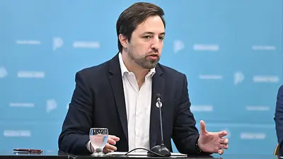 Exámenes para residencias: Kreplak cruzó al gobierno de Milei por la denuncia de fraude Exámenes para residencias: Kreplak cruzó al gobierno de Milei por la denuncia de fraude