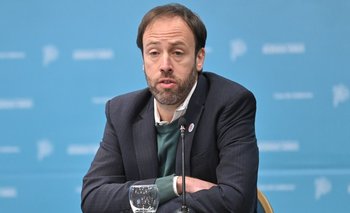 El ministro de Haciendo de PBA desmiente a Milei: "El IVA está por el piso” | Axel kicillof 