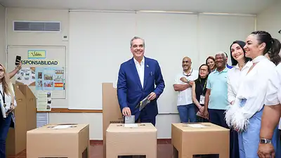 Abinader fue reelecto presidente de República Dominicana Abinader fue reelecto presidente de República Dominicana