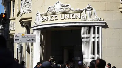 Bolivia sufre falta de dólares y se dispara paridad paralela del boliviano Bolivia sufre falta de dólares y se dispara paridad paralela del boliviano