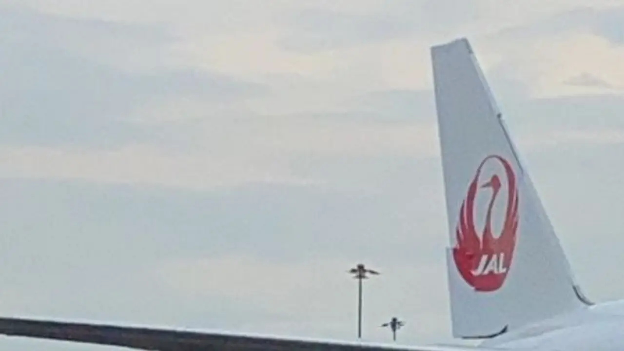 Un muerto y 30 heridos en un aterrizaje de emergencia de Singapore Airlines en Bangkok