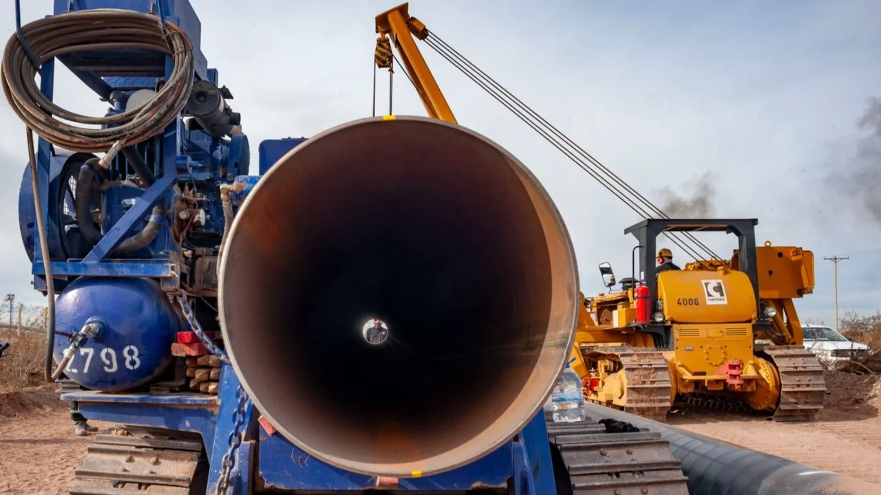 Comenzó la construcción del primer tramo del proyecto Vaca Muerta Sur