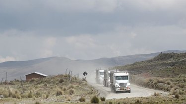 Líderes mineros de Perú ven posible producir 3 millones toneladas de cobre este año, como prevé gobierno