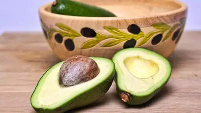 Cómo guardar la palta correctamente en la heladera. Cómo hacer para que no se oxide la palta. Por qué la palta se pone negra. Por qué se oxida la palta. Cómo guardar la palta correctamente en la heladera. Cómo hacer para que no se oxide la palta. Por qué la palta se pone negra. Por qué se oxida la palta.
