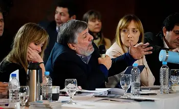Ley de Tierras: el peronismo del Senado presentó un proyecto para derogar el DNU 70/2023 | Senado