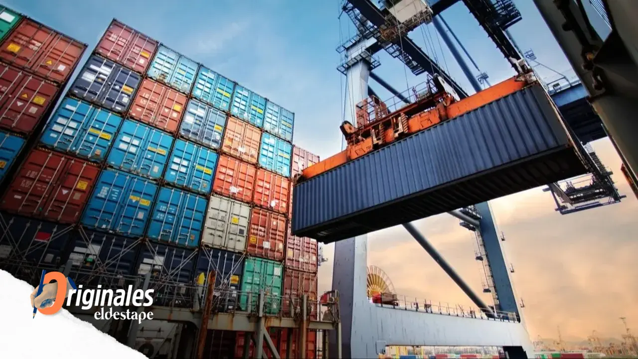 Las importaciones se disparan mientras Caputo sigue buscando dólares