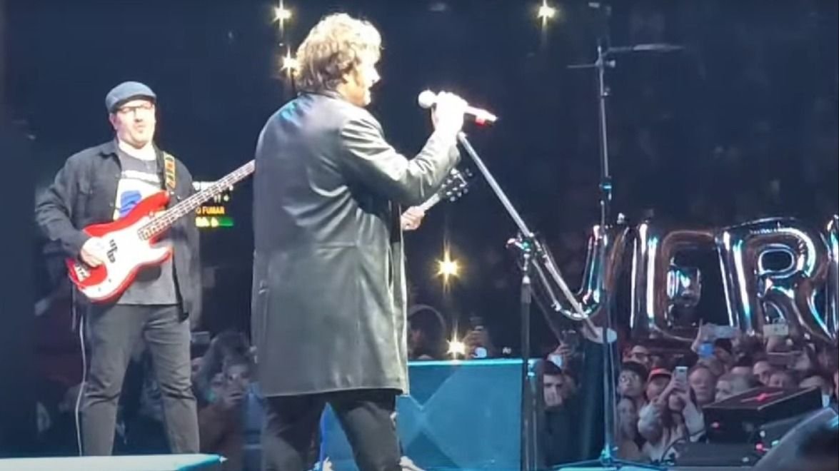 Javier Milei, Luna Park, Manuel Adorni
