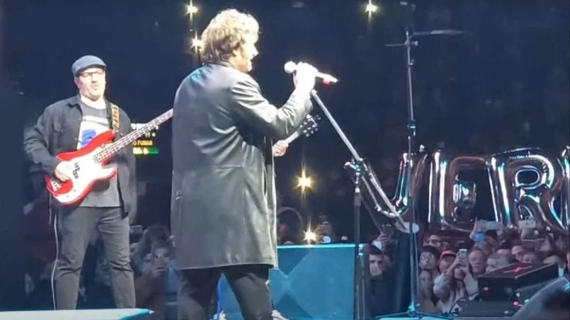 Javier Milei, Luna Park, Manuel Adorni