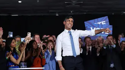 Rishi Sunak y Keir Starmer inician la campaña electoral en el Reino Unido Rishi Sunak y Keir Starmer inician la campaña electoral en el Reino Unido