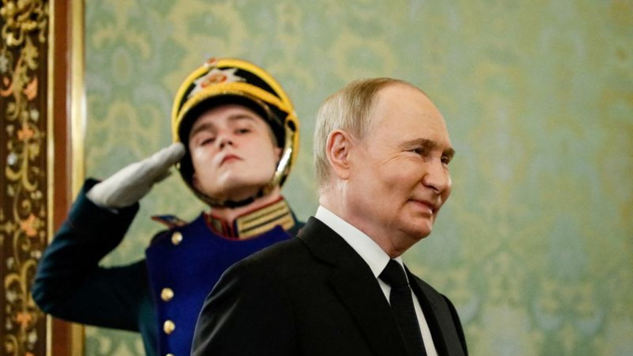 Putin quiere un alto el fuego en Ucrania con las actuales líneas del frente: fuentes
